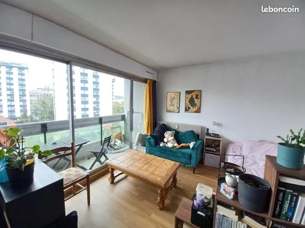 Studio 1 pièce 31 m²
