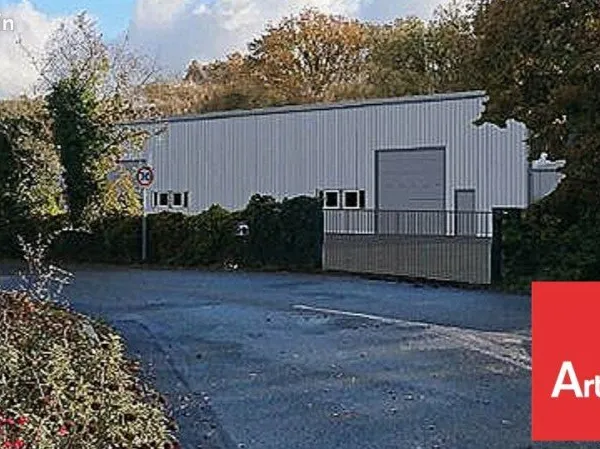 LOCAL D'ACTIVITE 270 m² POITIERS