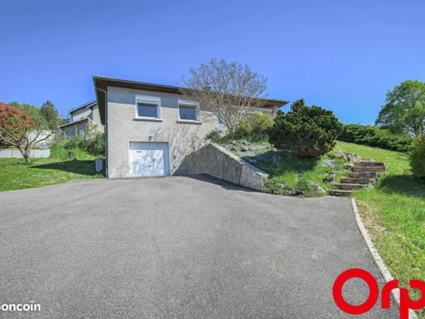 Villa 4 pièces 139 m²