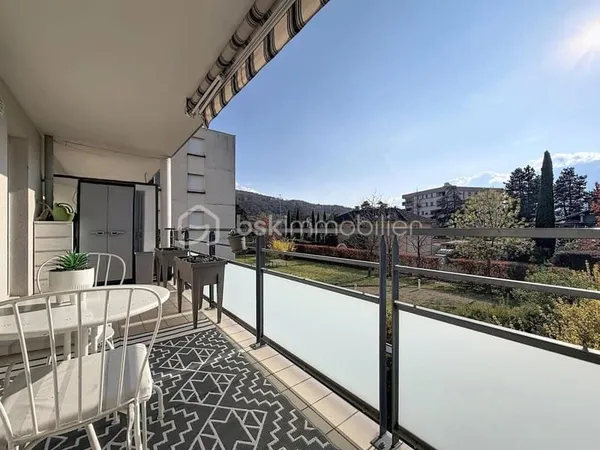 Appartement T3 de 66m2 avec Terrasse + Cave