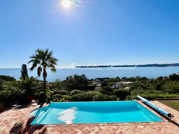 location saisonnière villa provençale 5 Pièce(s)