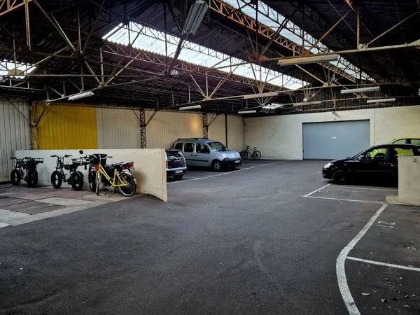 Vends parking