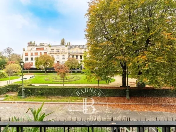 Paris 16 - Bois de Boulogne - Appartement avec vue dégagée sur jardin