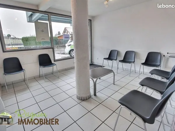Local commercial 60 m² Viuz-en-Sallaz
