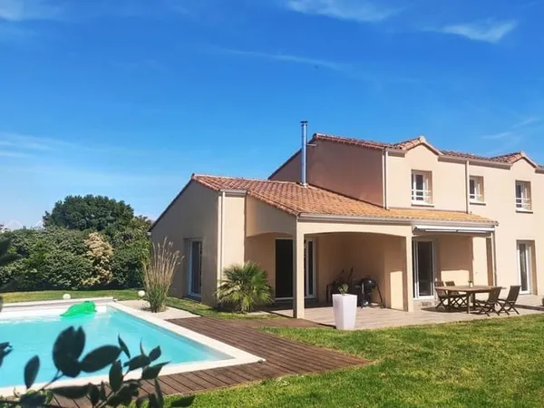 Maison 5 pièces 144 m²