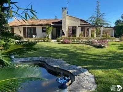 VILLA ANTIBES - 121 m2- PROCHE MER ET GOLF