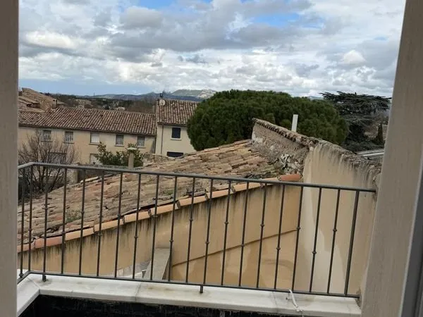Duplex T2 avec terrasse - 40 m² - 3e étage - Carpentras