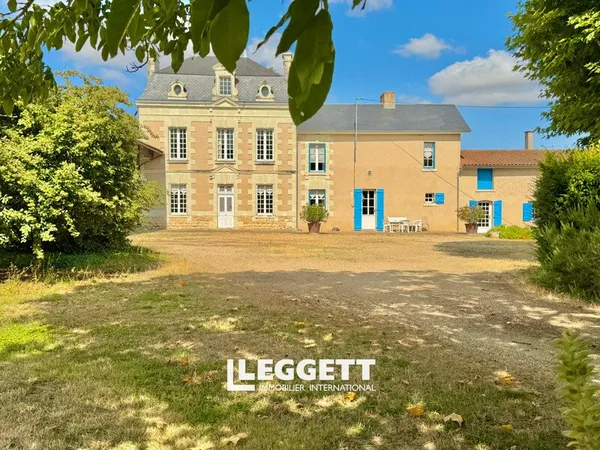 Maison 10 pièce(s), ANGLIERS