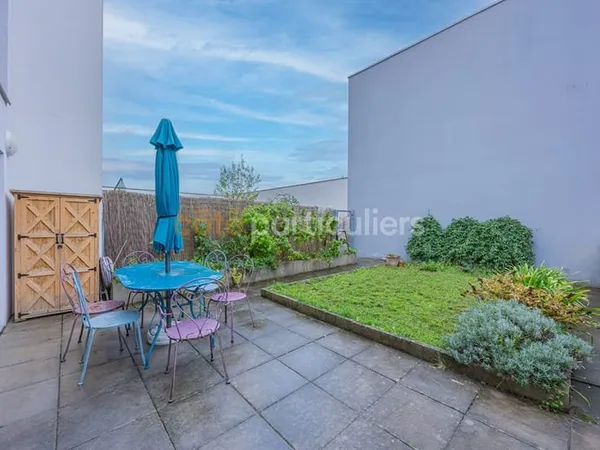 NANTES EST--DUPLEX--4 PIECES--2 CHAMBRES+1 BUREAU--TERRASSE