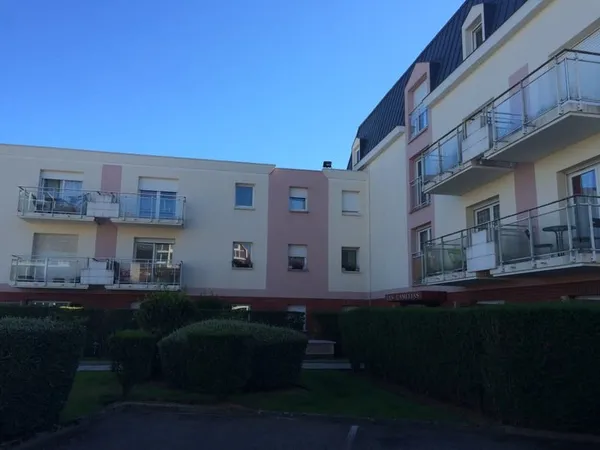 Studio, secteur calme et recherché avec parking