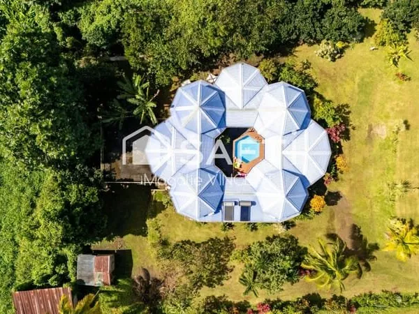 Magnifique maison atypique!