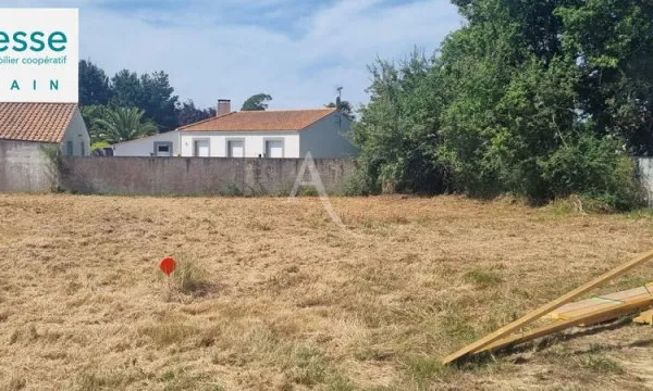 Réalisez librement votre maison, Terrain Commequiers 417 m2