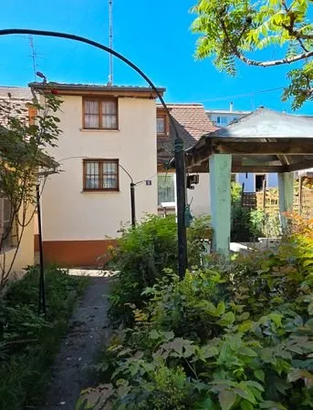 Maison à rénover - Strasbourg Neudorf - Bien rare