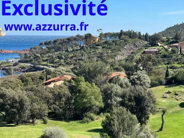 AGAY CAP ESTEREL 2 pièces exposé Sud / Sud-Ouest - Vue dégagée à Cap Esterel Village