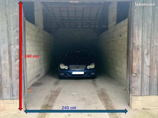Garage Box 24 m2 - Portes hautes