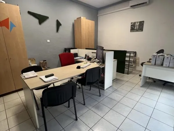 Local commercial 70 m²