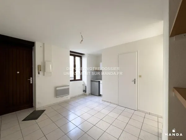 Appartement Location Nantes 2p 27m² 595€