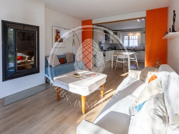 Maison 8 pièces 185 m²