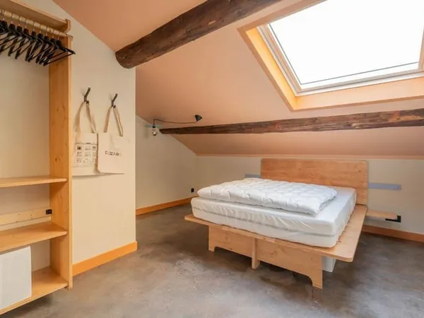 Maison 10 pièces 250 m²