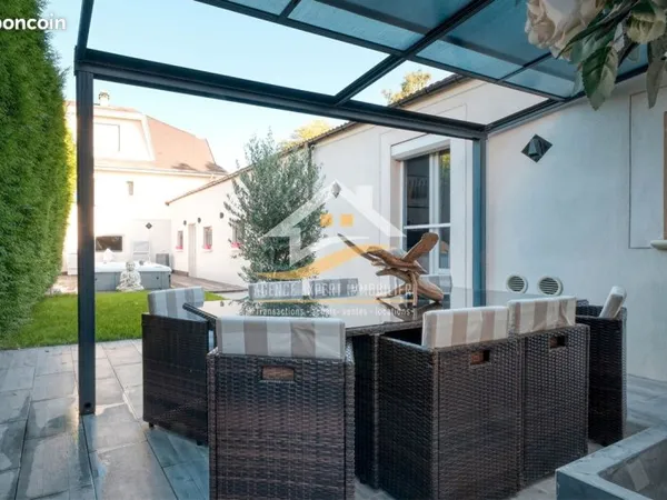 Maison 5 pièces 130 m²