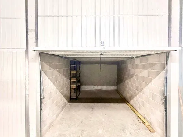 Garage/Local de stockage 26m2 - 13012 Marseille