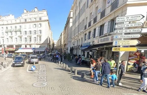 Boutique 425 m²