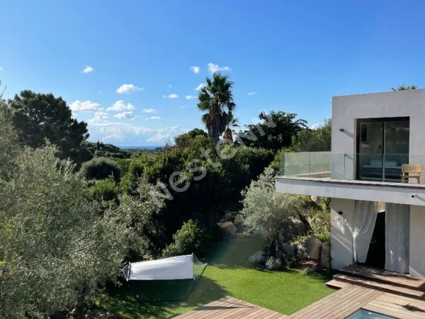 Villa aperçu mer 6 pièce(s) 150 m2