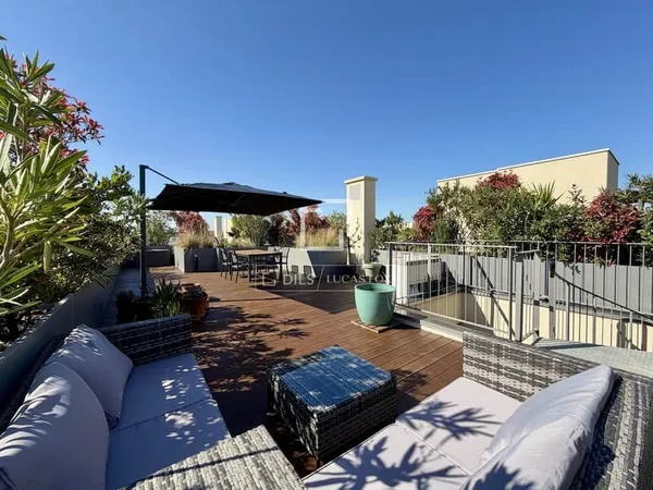 Appartement 3 pièces 190 m²