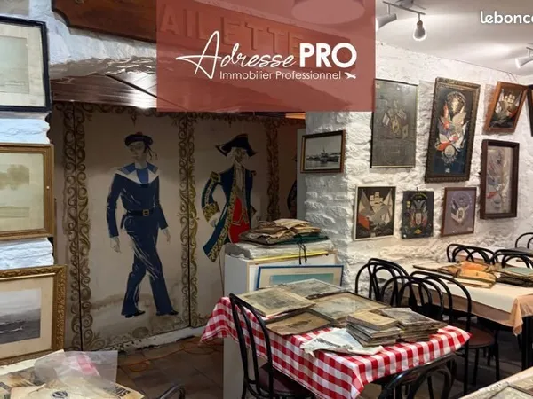 Local commercial 140 m²