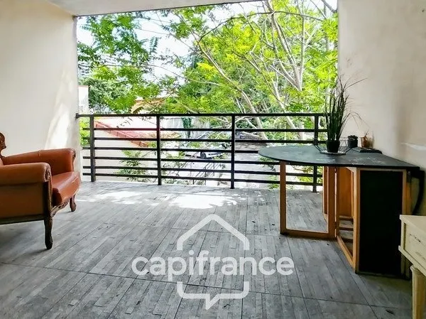 Bagnolet-A vendre studio 17,91 m2 avec terrasse 9 m2- 1er étage avec ascenseur-5mn à pied métro L3-P