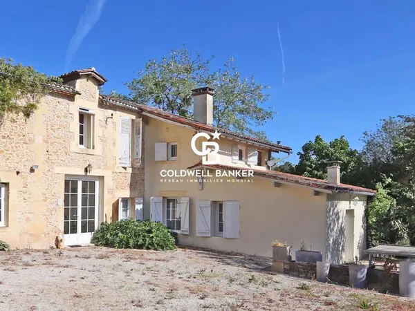Très grande maison, piscine, gîtes, terres, 4 km Bergerac.