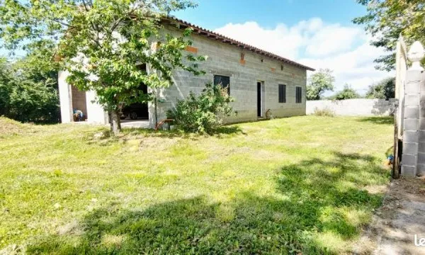 Gros potentiel (garage, atelier, maison)