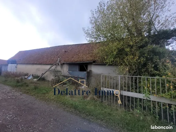 Local 700 m²