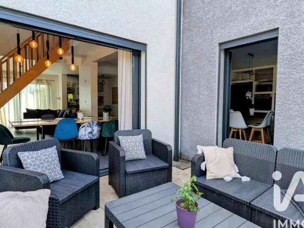 Maison 8 pièces 156 m²