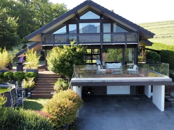 Maison 4 pièces 200 m²