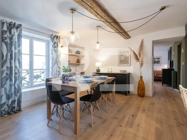 APPARTEMENT P2 55M² JARDINS DE LA FONTAINE VUE TOUR MAGNE NIMES