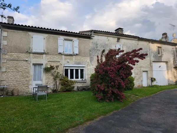 Propriété de 2 maisons