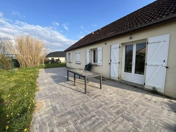 Maison de plain-pied 5 pièces 89 m²