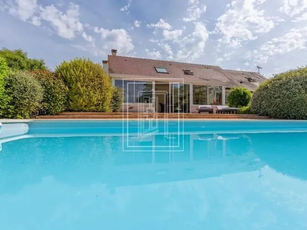 Maison 7 pièces 188 m²