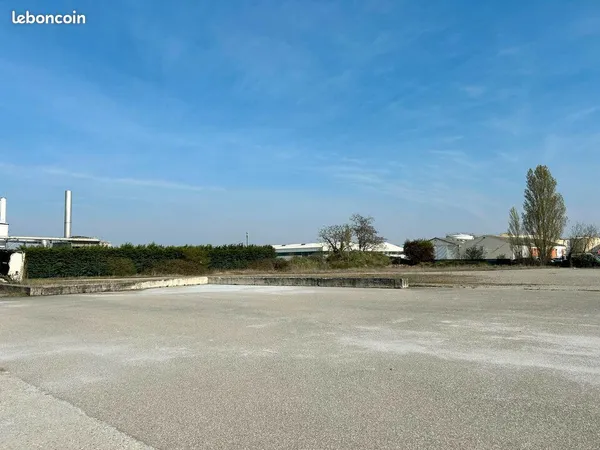 Terrain 10 854 m² Illzach