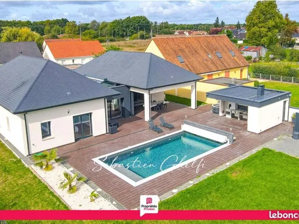 Maison 7 pièces 207 m²