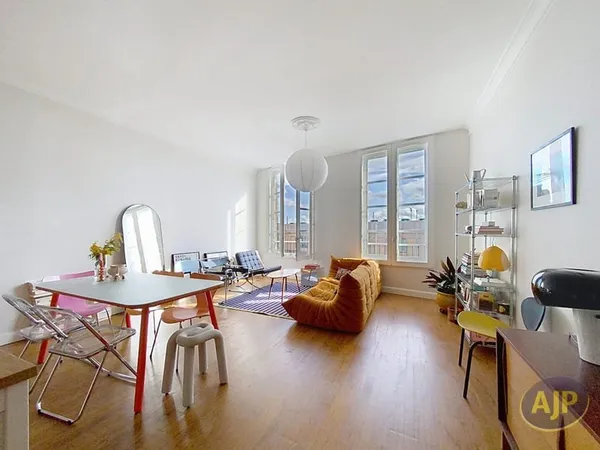 Appartement T4 Quais