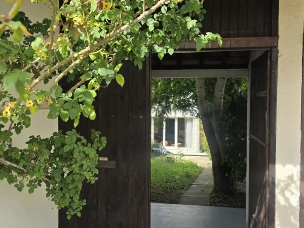 LIMOURS - 4 CHAMBRES - JARDIN ET GARAGE AVEC CAVE A VIN