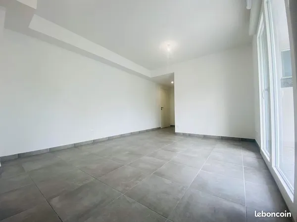 Location appartement nimes98