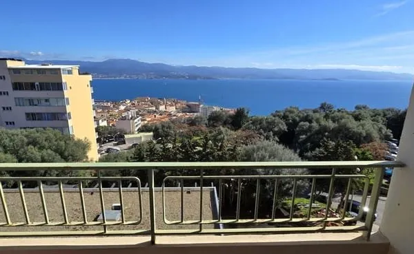 3 Pièces vue mer