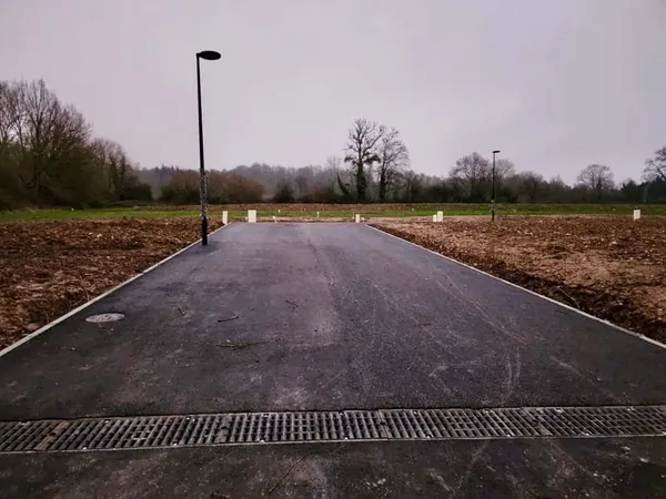 Terrain 635 m²