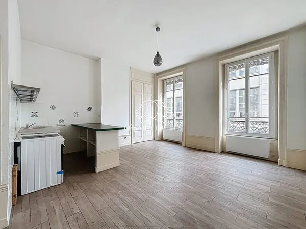 JOLI T2 DE 39 M² PROCHE CENTRE-VILLE