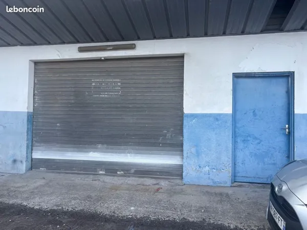 Local professionnel à louer