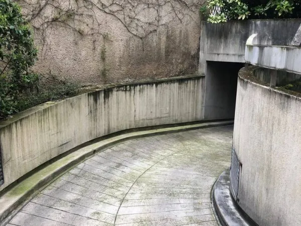 Parking 18 m²