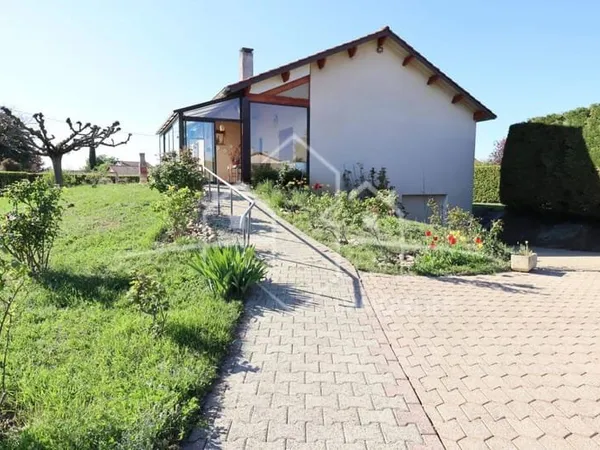 Maison de plain-pied 3 pièces 118 m²